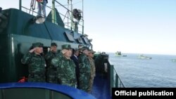 Xəzərdə müdafiə təlimləri keçirilib