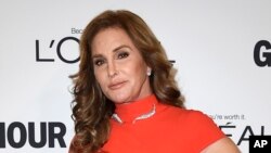 El nombre de Caitlyn se volvió impopular un año después que Caitlyn Jenner anunció su cambio de género.