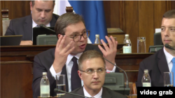 Predsednik Srbije Aleksandar Vučić tokom obraćanja poslanicima u Domu Nardne skupštine Republike Srbije, povodom događanja na severu Kosova, u Beogradu, 28. maja 2019.