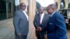  UMnu. Simon Khaya Moyo uxoxa lamanye amalunga ebandla leZanu PF.