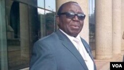 Vaive mutauriri weZanu PF VaSimon Khaya-Moyo.