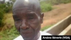 Gérald Menga Nzitoukoulou, producteur agricole, salue la canalisation de l'eau à Mindouli. (VOA/Arsène Séverin)