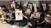 元朗袭击三个月 香港民众地铁站静坐抗议 