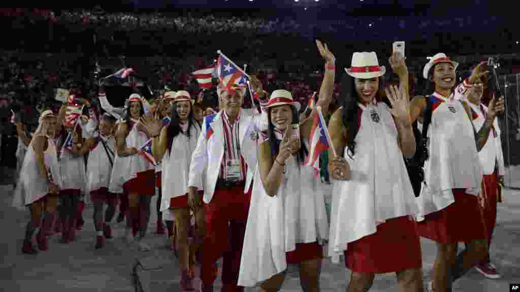 Les joueurs Portoricains, lors de la cérémonie d&#39;ouverture des Jeux Olympiques, le 5 août 2016.