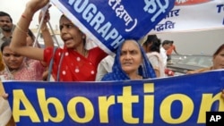 Women attend a rally against abortion in the southern Indian city of Hyderabad, October 2, 2008 (file photo)