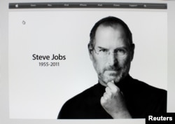 Apple Inc co-founder and former CEO Steve Jobs picture is featured on the front page of the Apple website after his passing in this screen grab October 5, 2011. Jobs, counted among the greatest American CEOs of his generation, died on October 5, 2011 at