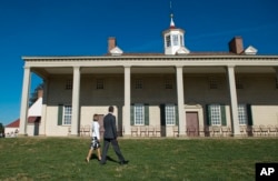 Spain's King Felipe VI and Queen Letizia visit George Washington's Mount Vernon, Va., home, Tuesday, Sept. 15, 2015, where they laid a wreath at the tomb of George and Martha Washington and toured George Washington's Mansion.