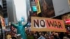 Manifestantes en EE.UU. protestan por acción contra Soleimani