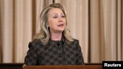 Ngoại trưởng Clinton nói mục đích chiến lược của Mỹ là mau chóng chấm dứt vụ đổ máu và chế độ Assad