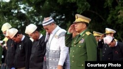 အာဇာနည်နေ့အခမ်းအနား တက်ရောက်လာတဲ့ ဗိုလ်ချုပ်မှူးကြီးမင်းအောင်လှိုင်၊ လွှတ်တော်နဲ့ အစိုးရ အကြီးအကဲများ (ရန်ကုန် အာဇာနည် ဗိမာန်) ဇူလိုင် ၁၉ ရက်