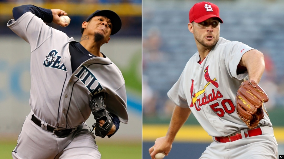 Félix Hernández de los Marineros y Adam Wainwright de los Cardenales se enfrentan en un duelo por la supremacía del béisbol.
