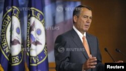 Ketua DPR AS John Boehner memberikan keterangan pers mengenai persetujuan atas rencana pengeluaran pemerintah, Kamis (21/3). 