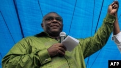 Jean-Pierre Bemba mokambi ya MLC (Mouvement pour la libération du Congo) mpe motambwisi ya lingomba Lamuka) na meeting na place Ste Thérèse N'Djili, Kinshasa, 23 juin 2019.