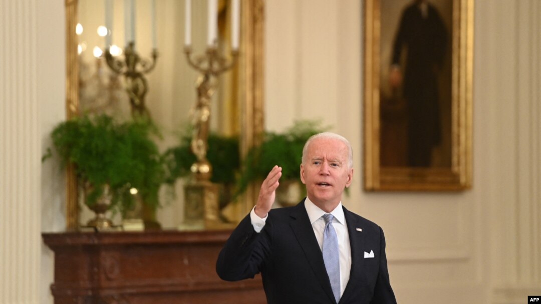 El presidente de Estados Unidos, Joe Biden, habla sobre las vacunas contra el COVID-19 en el East Room de la Casa Blanca en Washington, DC, el 29 de julio de 2021.