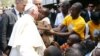 Le pape François "surpris" par l'Afrique