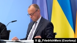 صدراعظم آلمان، فریدریش مرتس - آرشیو