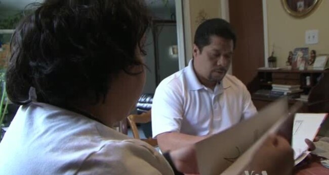 Undocumented Immigrants, Some Freed from Detention, Seek Reforms