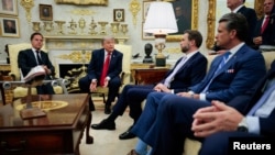 دونالد ترامپ در کنار مارک روته و مقامات ارشد دولت آمریکا در کاخ سفید - ۳ تیر ۱۴۰۵