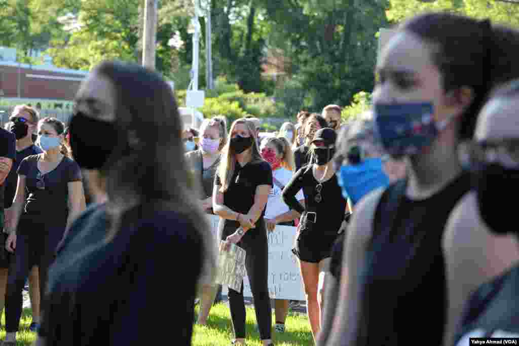 Peaceful protests in Harrisonburg