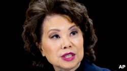 La secretaria de Transporte de EE.UU. Elaine Chao, ha sido vinculada a un posible caso de conflicto de intereses.
