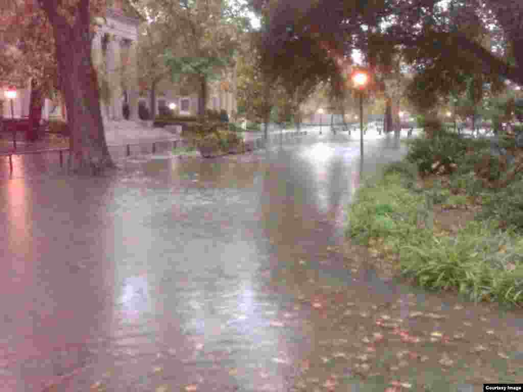 Rising sea level, high tides combine with severe weather to flood Norfolk streets, effectively isolating neighborhoods in this city of 250,000. (Credit: City of Norfolk)