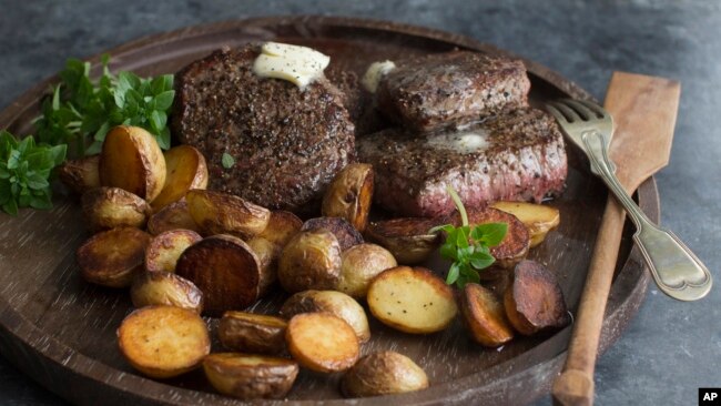 غوښه او تورمرچ