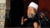 Ulama Mesir Sheikh Yusuf al-Qaradawi, ketua Persatuan Cendekiawan Muslim Internasional, memberikan pidato selama salat Jumat. (Foto: Reuters)