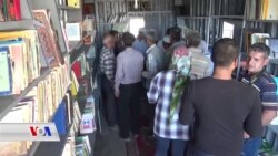 پەرتوکخانەیەک لە کەمپـێکی ئاوارەکانی خەڵکی عەفرین