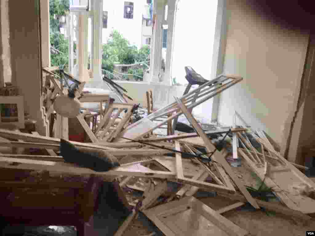 VOA reporter Anchal Vohra&#39;s Beirut apartment was damaged by the explosion in Beirut, Lebanon, Aug. 4, 2020. (Photo: Anchal Vohra / VOA)