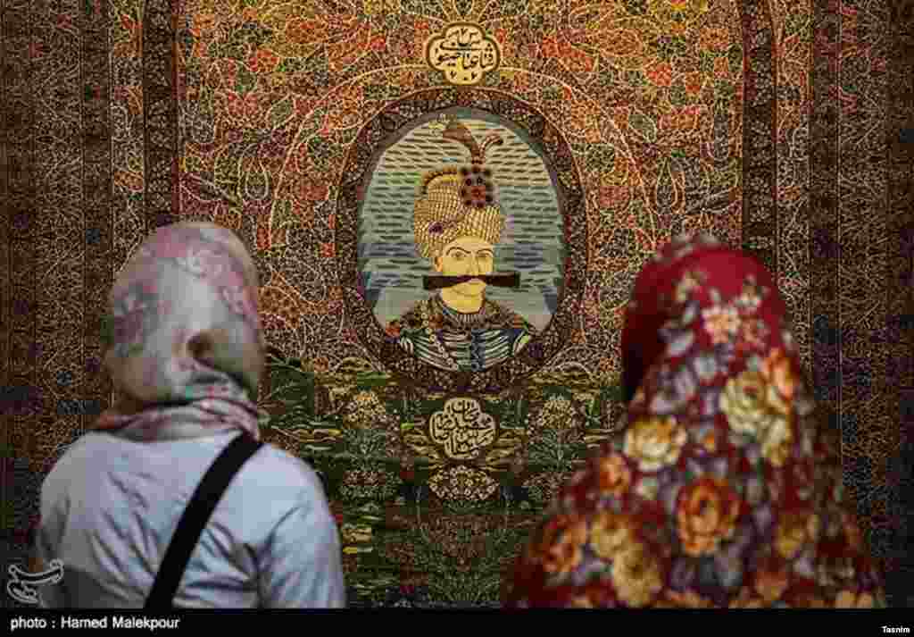 مجموعه موزه فرش ایران، شامل با ارزش‌ترین نمونه‌های قالی ایران از قرن نهم هجری تا دوره معاصر است.