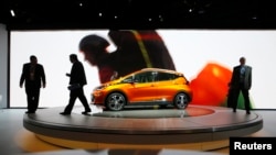 A Chevrolet Bolt EV electric vehicle is displayed at the North American International Auto Show in Detroit, Michigan, Jan. 12, 2016.