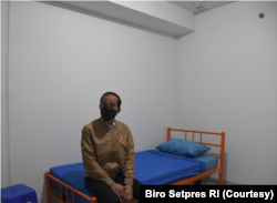 President Jokowi will review the readiness of Pasar Drums apartments to dismiss COVID-19 patients with mild symptoms and OTG in Jakarta on Wednesday (7/7) evening. (Photo: Courtesy / Setpres Bureau)