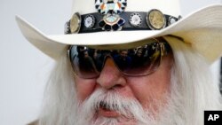 Leon Russell durante uma conferência de imprensa em Tulsa, Oklahoma,em janeiro de 2013. 