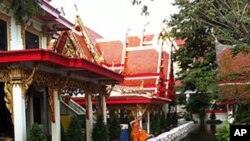 ဘန်ကောက်မြို့ထဲ ရေမဝင်အောင် တားမရတော့