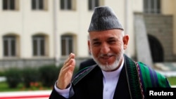 Presiden Afghanistan Hamid Karzai akan melawat ke Pakistan, Senin, 26 Agustus 2013 (Foto: dok).