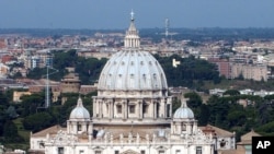 Kubah Gereja Santo Peter di Vatikan (Foto: dok).