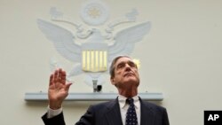 Cựu giám đốc FBI Robert Mueller