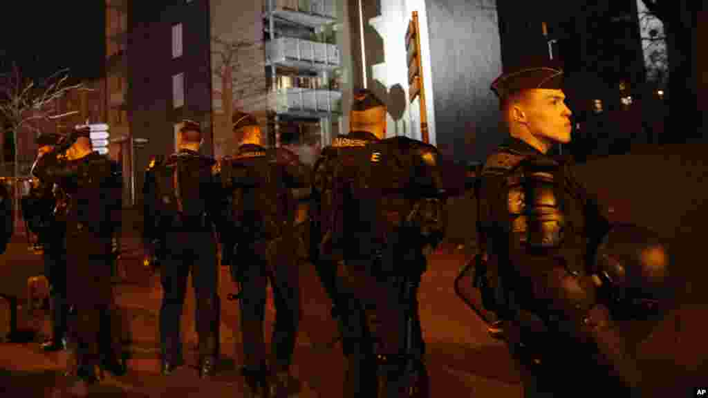 Des gendarmes en patrouille à Aulnay-sous-Bois, au nord de Paris, &nbsp;7 février 2017.