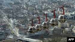 Un apperçu de la ville de Grenoble, France, dans le fond, le 29 septembre 2014 . 