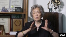 丁子霖女士接受美國之音衛視採訪