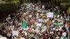 Demonstran Aljazair Terus Tuntut Presiden Bouteflika untuk Mundur