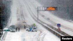 Policija na autoputu M1-M7 izvan Budimpešte