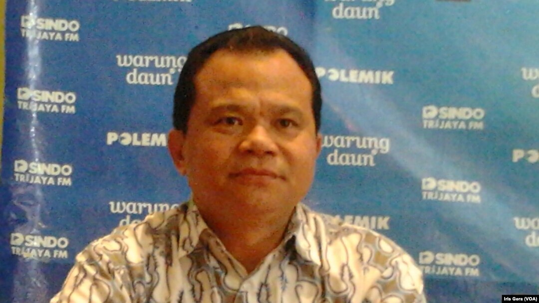 Kadiv Humas Polri, Irjen Pol Ronny F Sompie dalam diskusi mengenai Polri dan KPK di Jakarta, Sabtu, 24 Januari 2015 (Foto: VOA/Iris Gera)