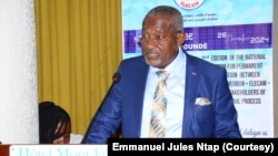 Enow Abrams Egbe, président du conseil électoral, à Yaoundé, le 26 novembre 2024. VOA / Emmanuel Jules Ntap