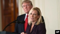 Дональд Трамп и Кирстен Нилсен