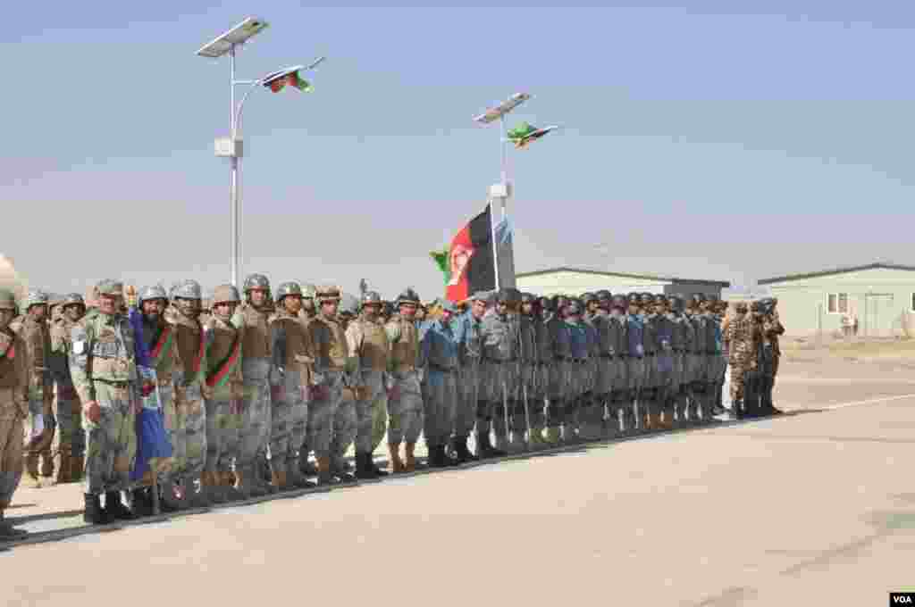 منسوبین اردوی افغانستان سالگرد استرداد استقلال کشور را در شهر هرات جشن گرفتند