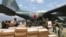 Nhật dùng máy bay quân sự chở hàng cứu trợ nạn nhân động đất Indonesia. (ảnh chụp tại phi trường Mutiara Sis Al-Jufri tại Palu, miền trung Sulawesi, Indonesia, ngày 6/10/2018)