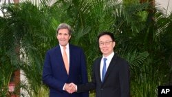 美国气候问题特使约翰·克里（John Kerry）2023年7月在北京会见中国国家副主席韩正。（路透社）