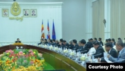 FILE - Prime Minister Hun Sen leads a meeting attended by the Supreme Council for Consultation and Recommendation at the Peace Palace in Phnom Penh, Cambodia, August 28, 2019. (Courtesy of Press and Quick Reaction Unit) 