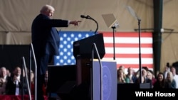 唐纳德·特朗普总统在艾奥瓦州的一场政治集会上发表讲话。(2026年1月27日)